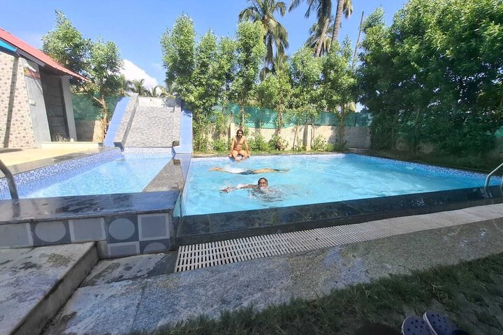Pool 15 of 29