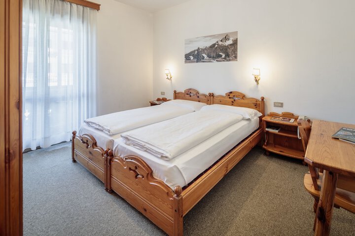 Room 7 of 44