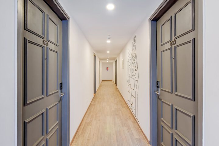 Ballroom/Hall 40 of 44