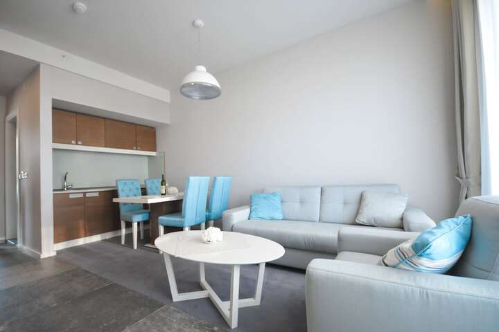 Room 18 of 31