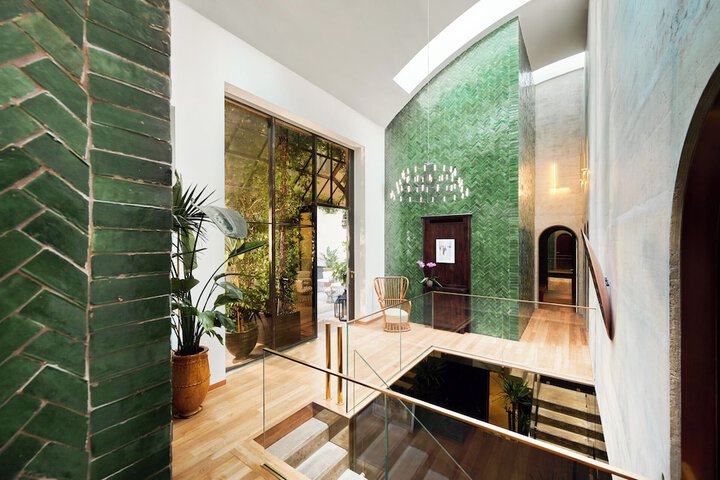 Hotel 2 of 47