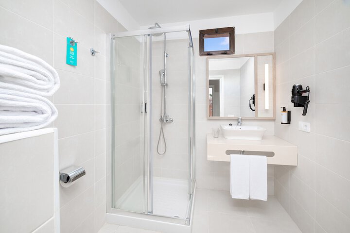 Bathroom Interior Photo