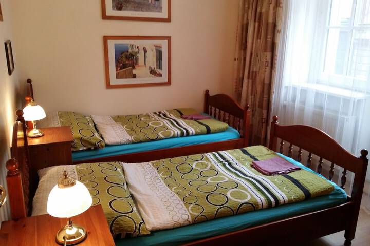 Room 29 of 209