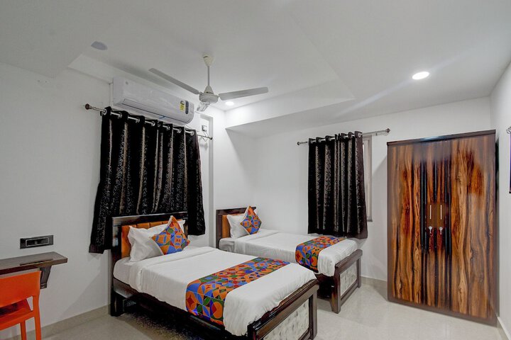 Room 15 of 39