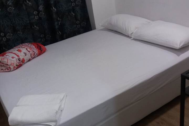 Room 21 of 28