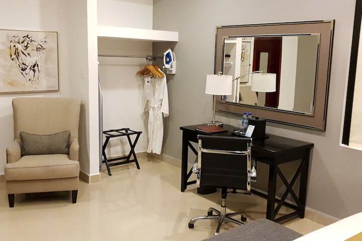 Room 14 of 183