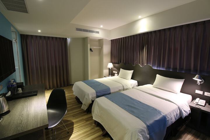Room 7 of 45