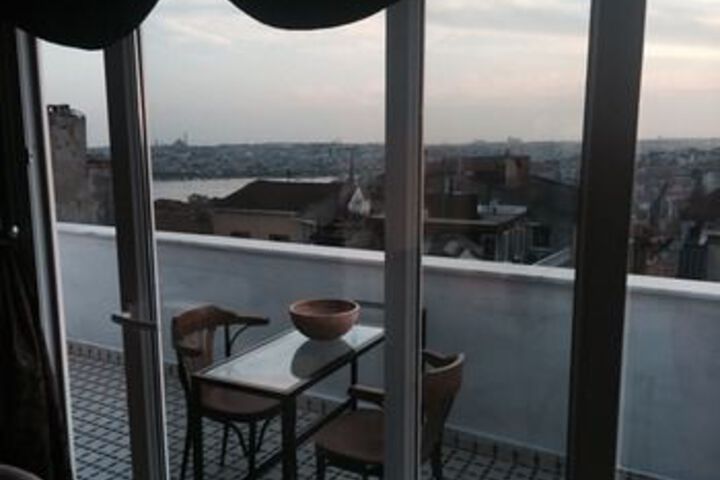 Terrace/Patio 2 of 25