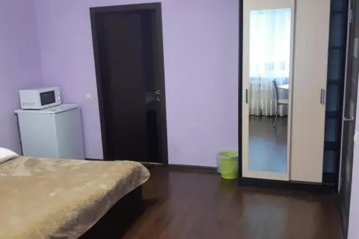 Room 3 of 27