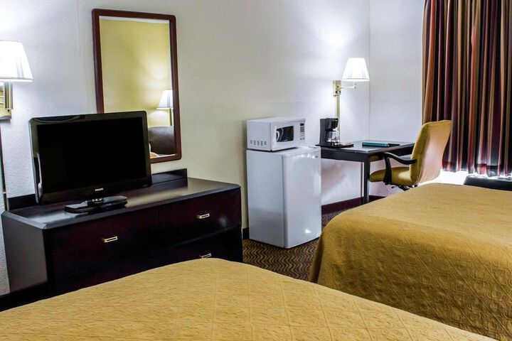 Double Accessible King Size Bed (3 of 11)