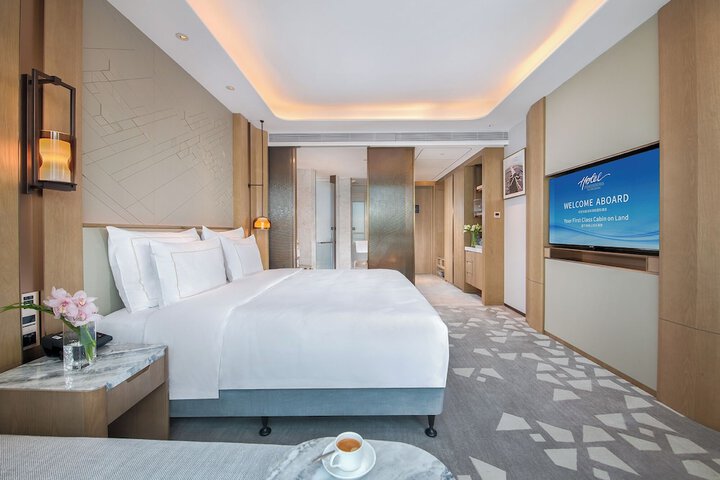 Room 14 of 114