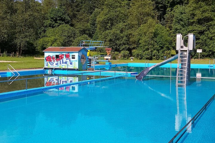 Pool Hotel