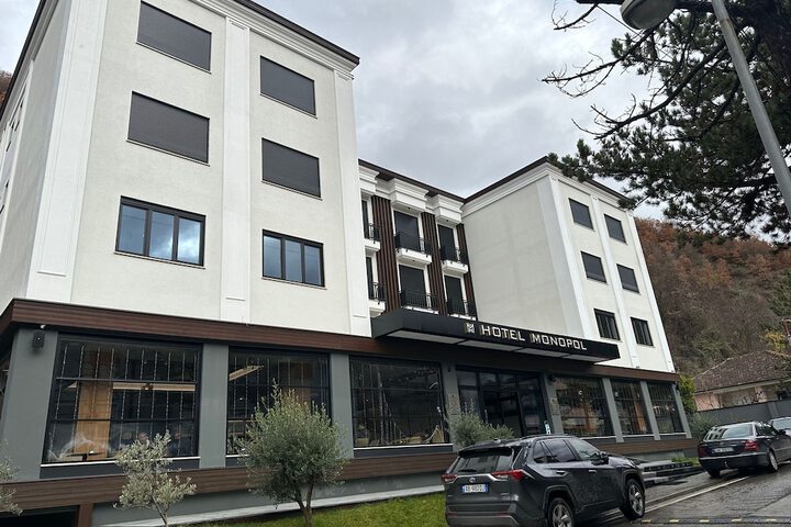 Hotel 41 of 48