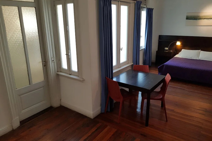 Room 2 of 22