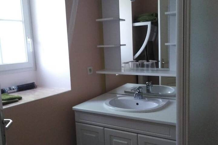 Room 30 of 49