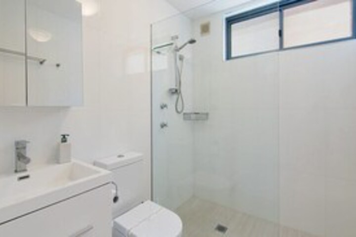 Room 3 of 18