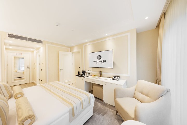 Room 19 of 36