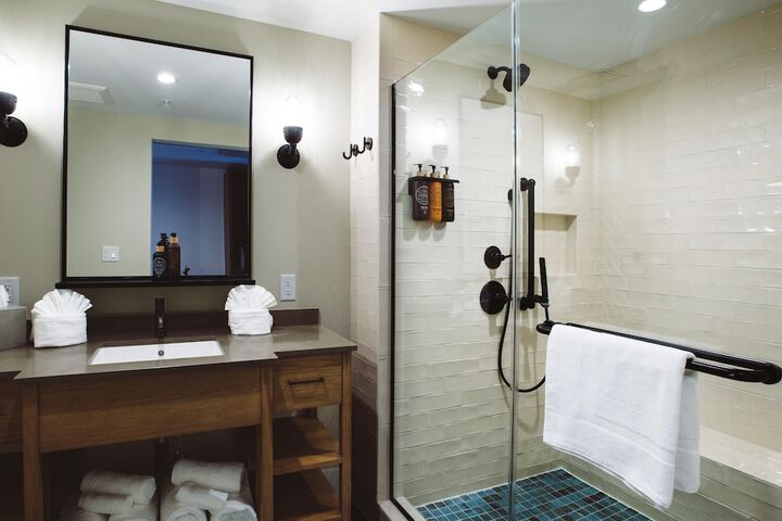 Room 44 of 110
