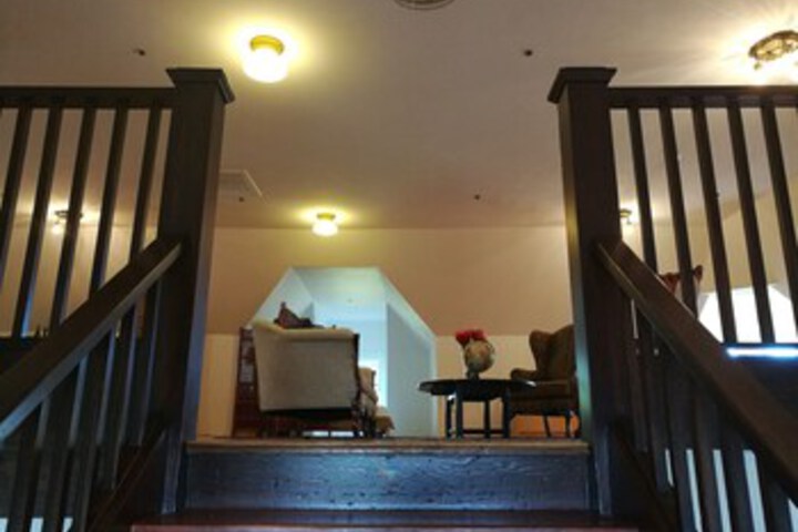 Room 16 of 31