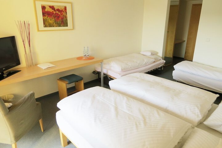 Room 7 of 40