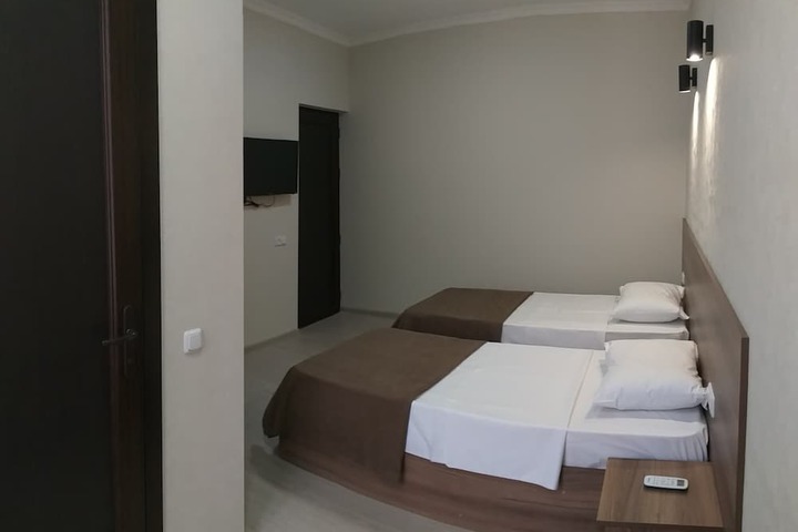 Room 7 of 47