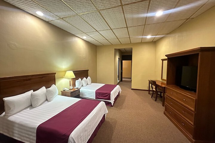 Room 9 of 49