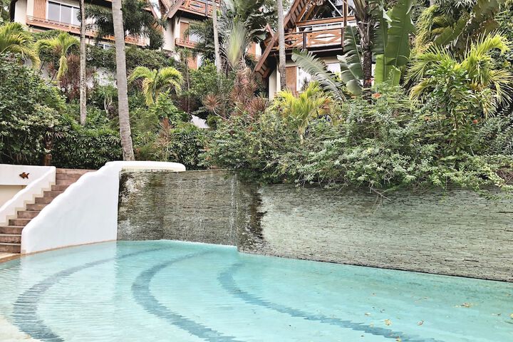 Pool 28 of 36