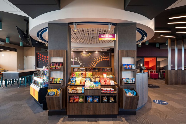 Snack bar