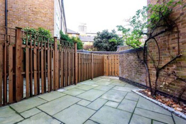 Terrace/Patio 17 of 18