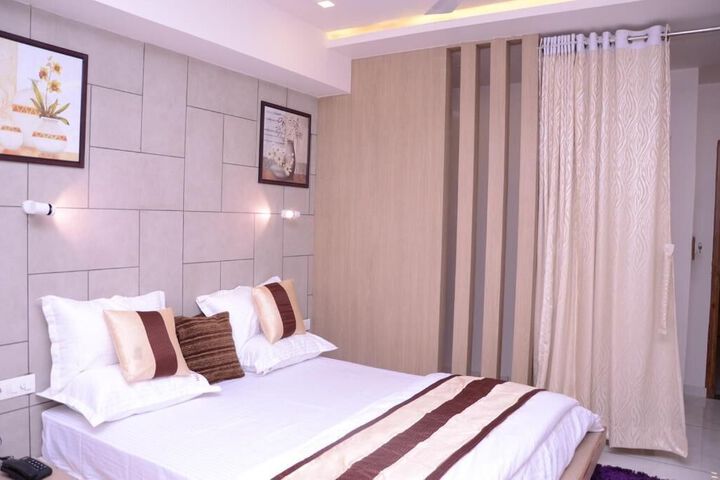 Room 54 of 66