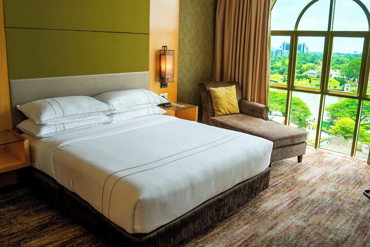 Room 21 of 72