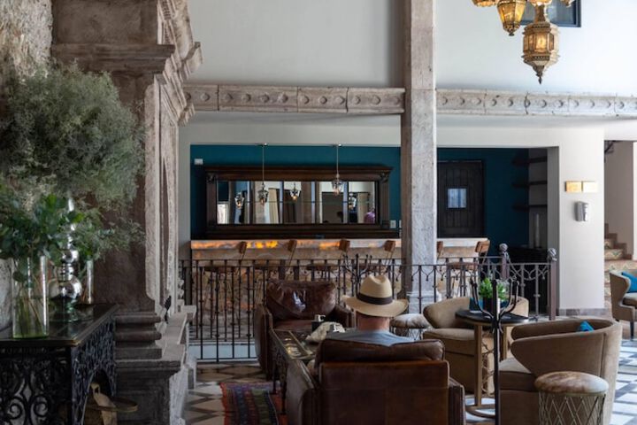 Guest Lobby
