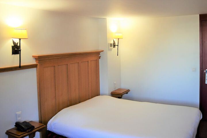 Room 14 of 95