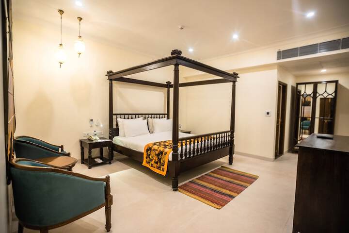 Room 20 of 91