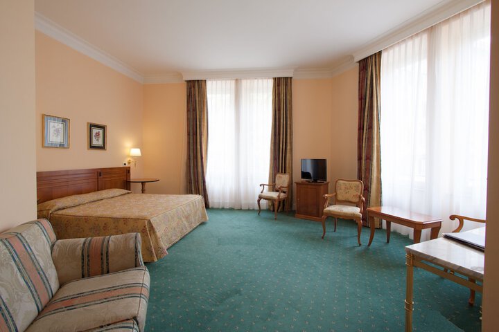 Room 31 of 53