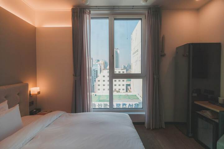 Hotel View 216 of 219