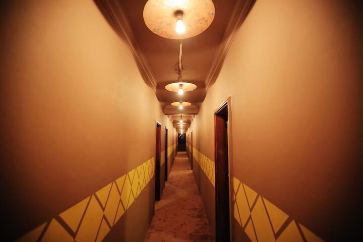 Ballroom/Hall 16 of 16
