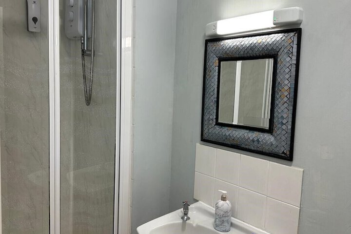 Room 14 of 21