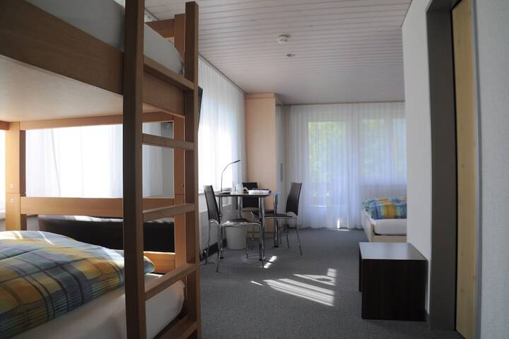 Room 22 of 96