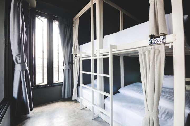 Room 16 of 61