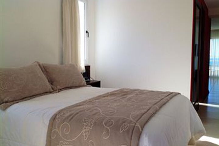Room 12 of 41