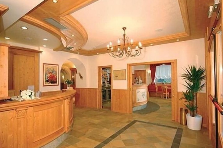 Hotel Interior 2 of 39