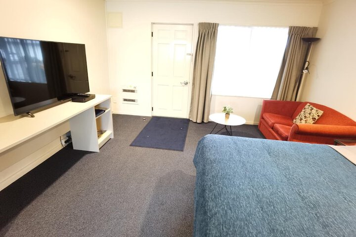 Room 11 of 57