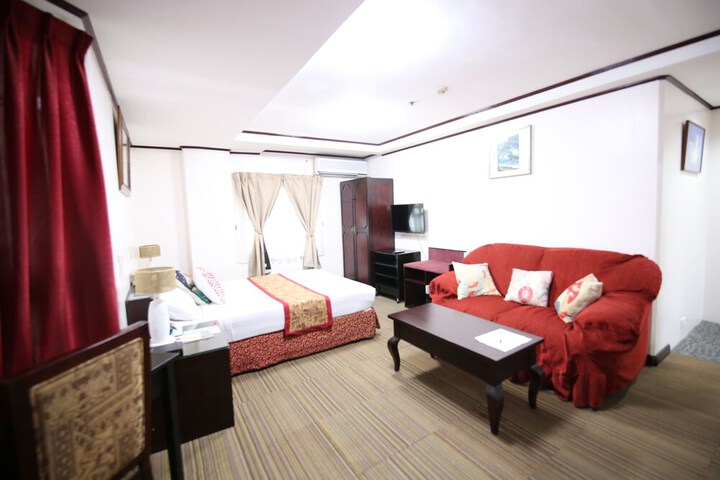Room 26 of 29
