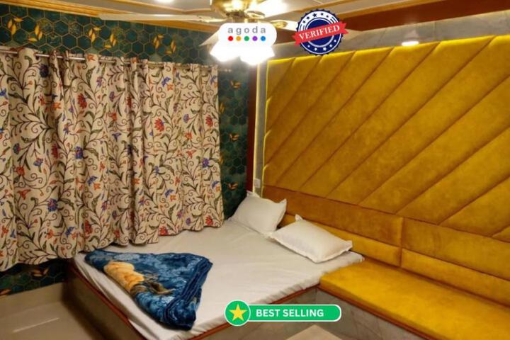 Goroomgo Rooma Holidays in Heaven Srinagar