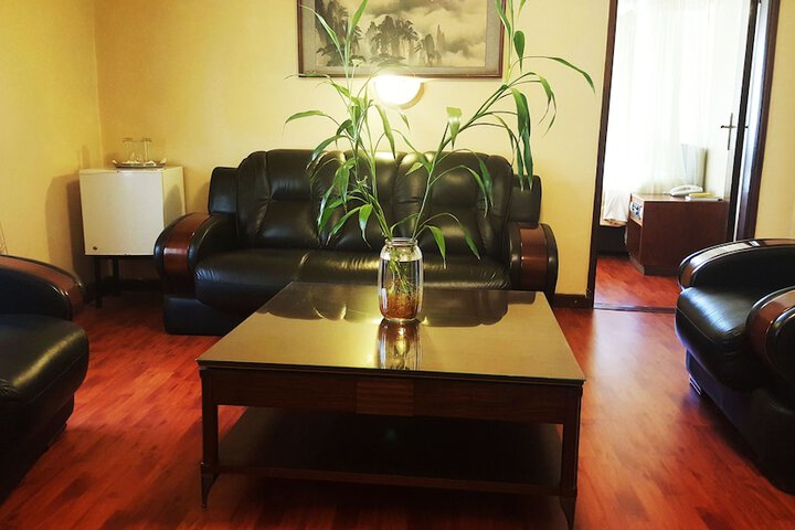 Room 5 of 56