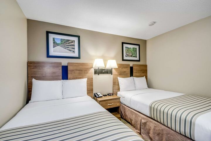 2 Double Beds Efficiency (7 of 10)