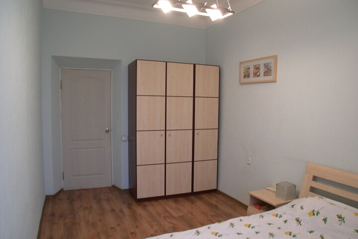 Room 10 of 62