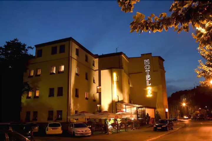 Hotel 86 of 86