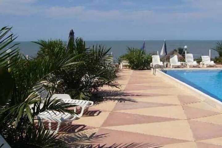 Pool 6 of 12